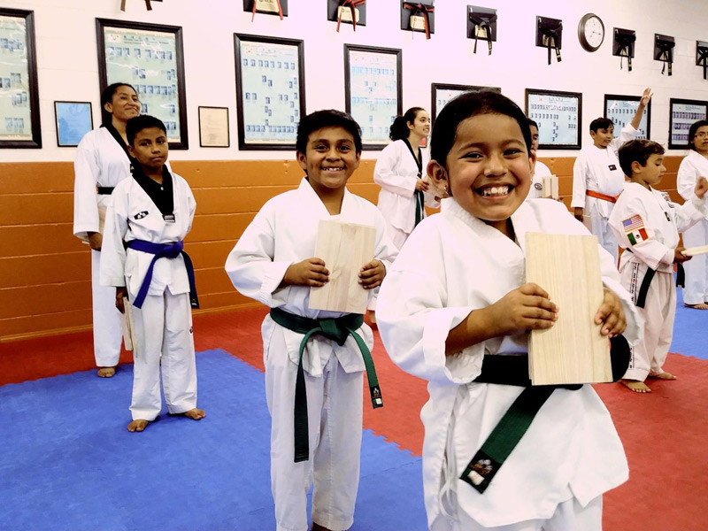 Kids taekwondo classes in Oxnard - Children learning martial arts at Twin Tigers Taekwondo Oxnard